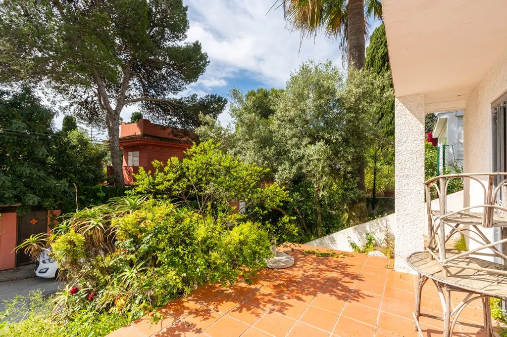 5db68327-2dff-4fb9-9d6a-93bb2a59f232