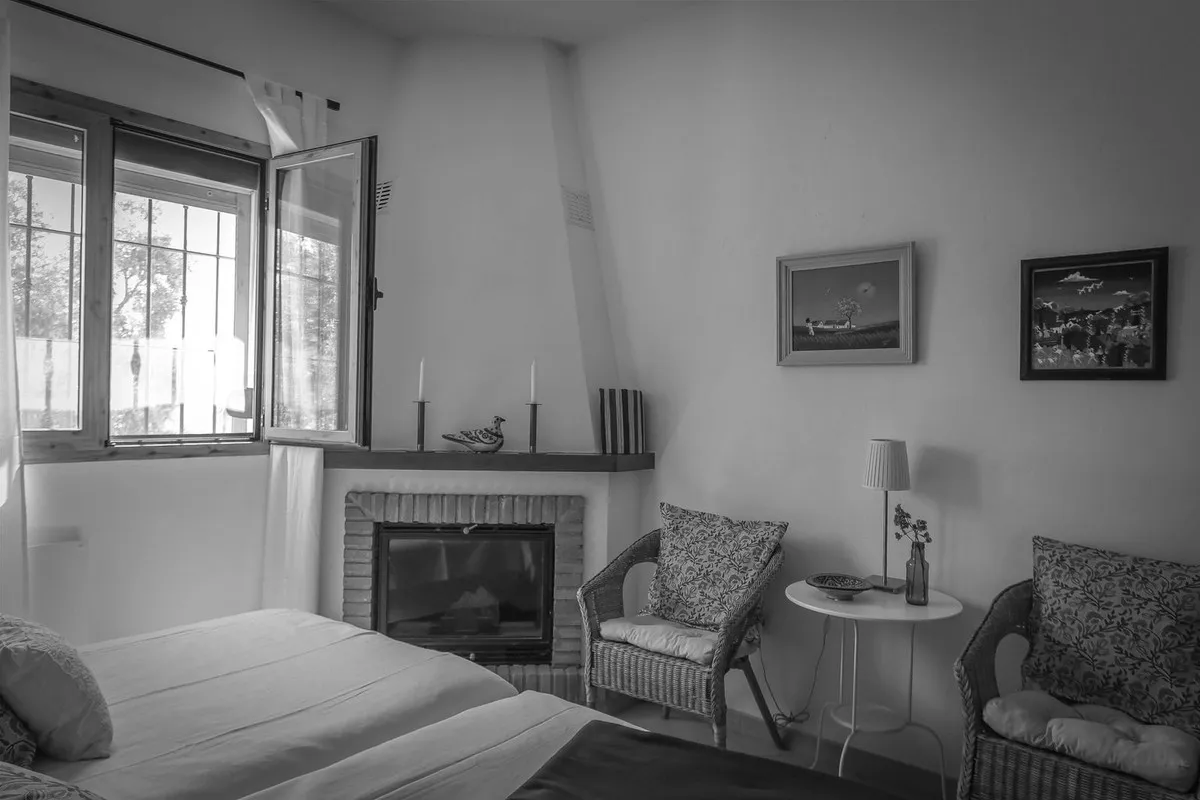 13769543-09b1-4d81-84a8-640c8d9d8803