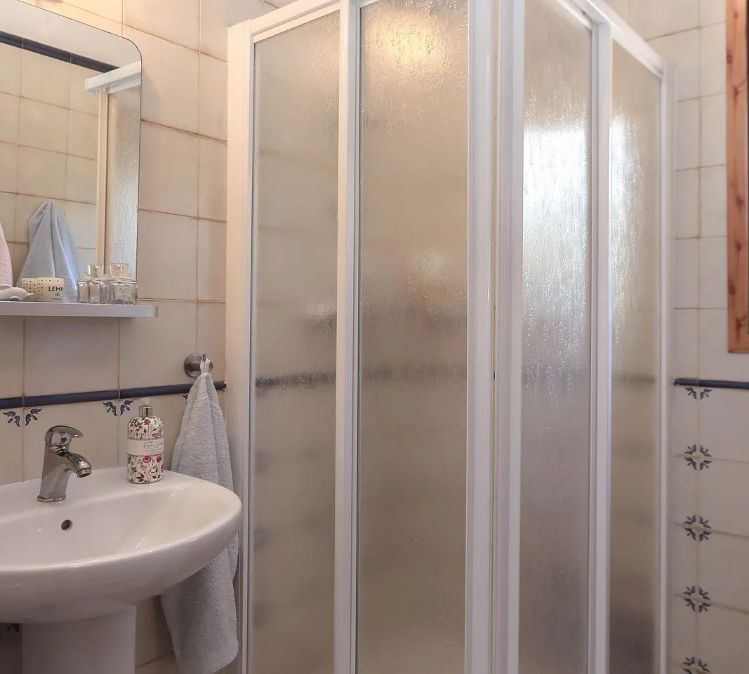 71556b24-ad7b-4908-b770-a4b64e1493c8