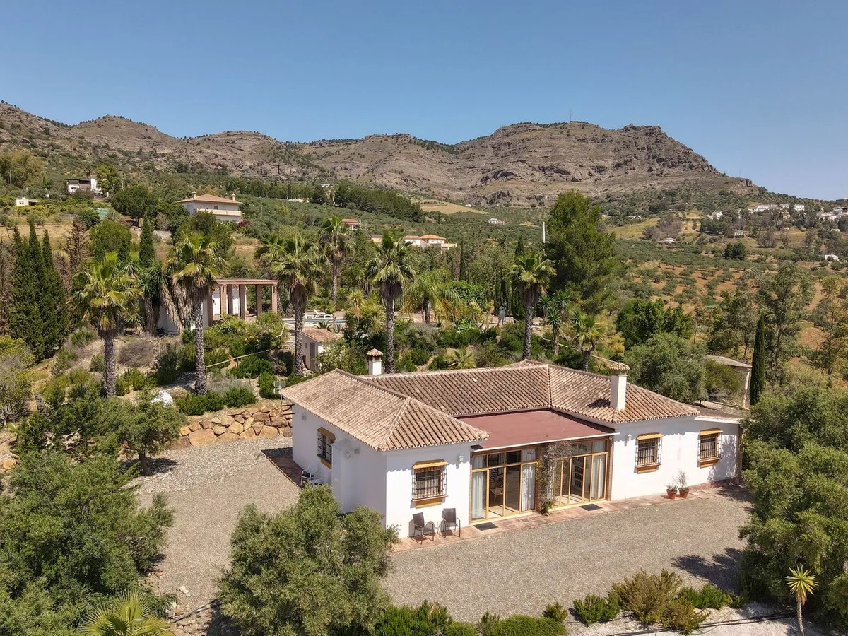 72877827-0a57-4298-9fe6-c04589c4fb68