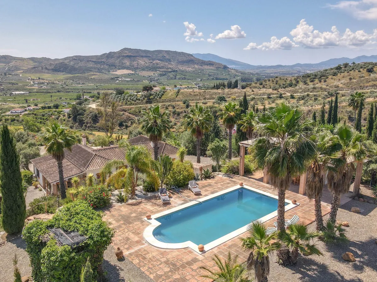 aeda9c1e-49ae-4e67-a528-c526104d0d54