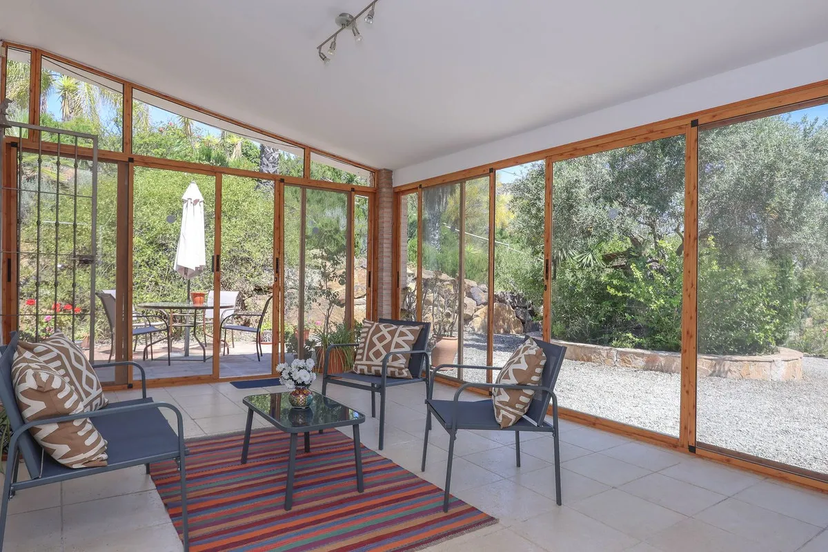 d788d29e-0b67-43bb-b5cd-a63c5807e6c0