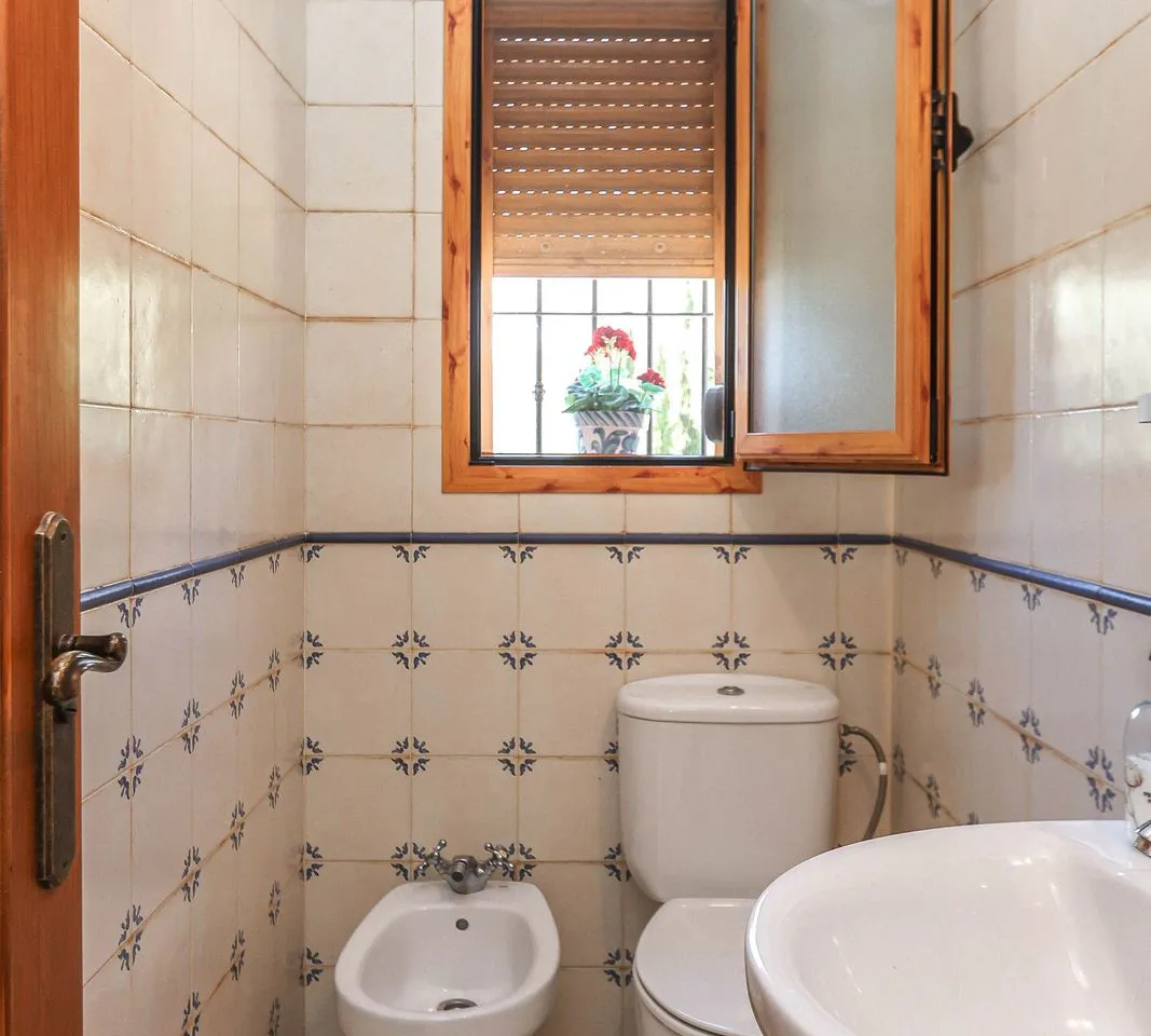 ec29ead4-4a67-4974-9726-391858403b79