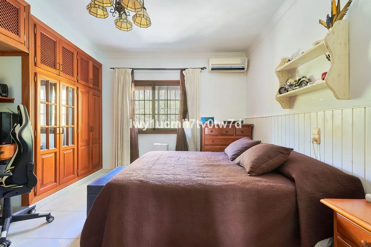 7da81fa7-8da8-4bd1-8301-77cd3d9f853f