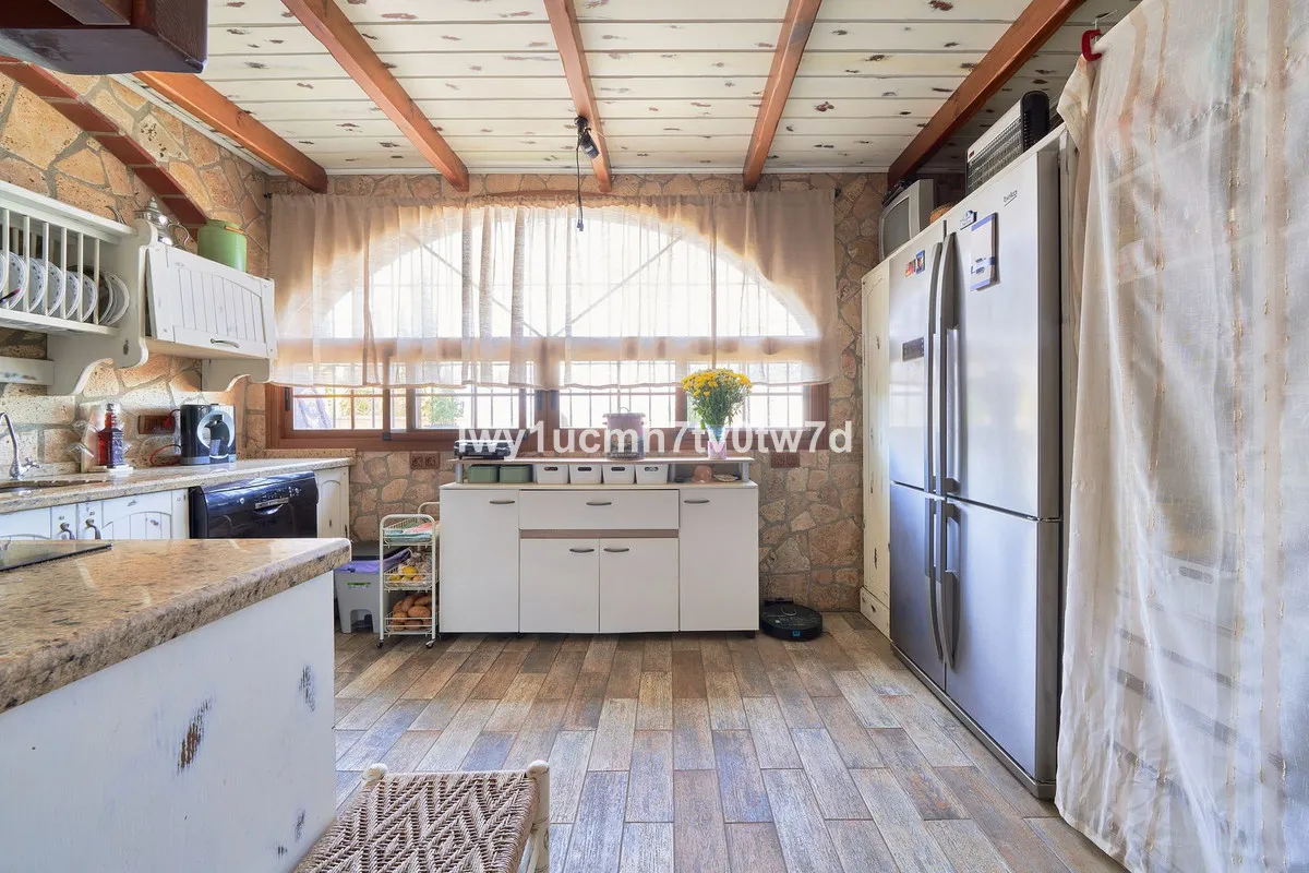 83cc9688-415f-424d-bbdc-18be4ce2e671