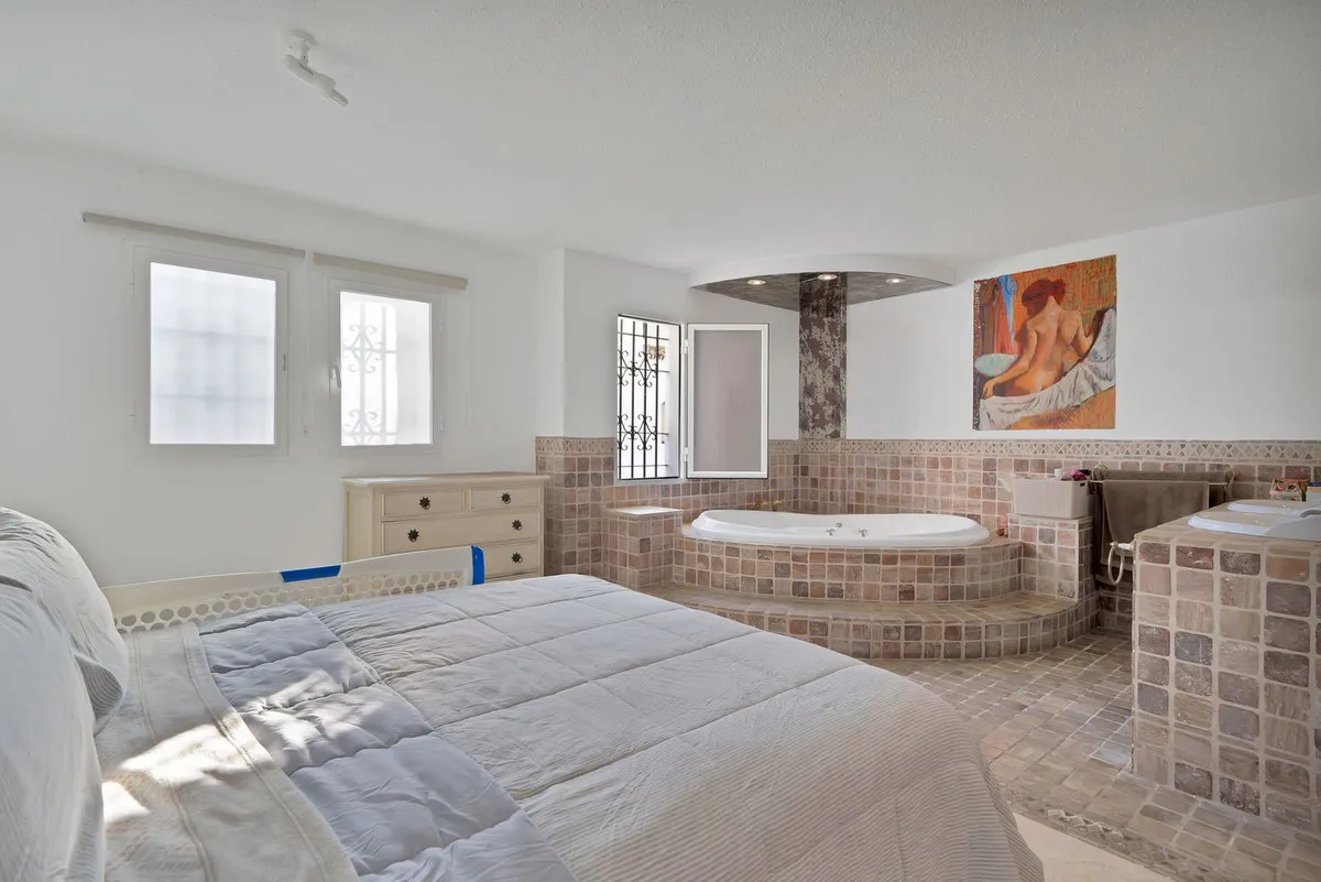 751246af-ea08-43b9-a698-ad5caf4eda72