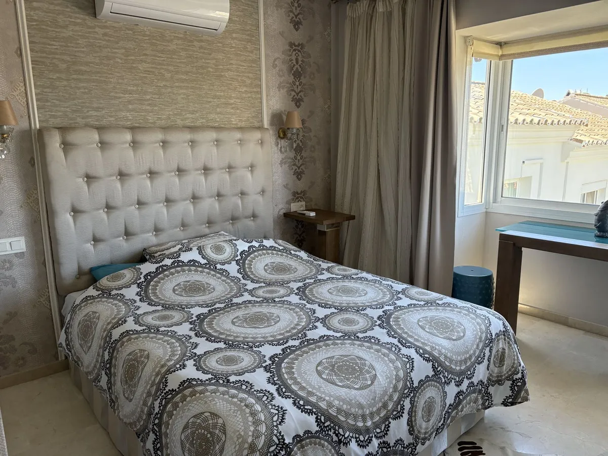 4e884106-805c-4c4f-bcf1-2d817603905e