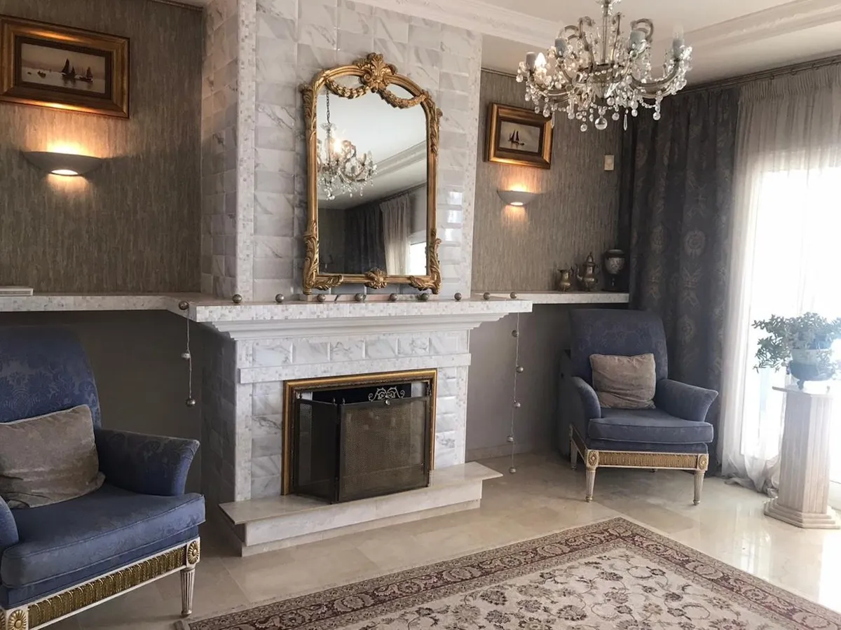 d7160842-1080-4903-8440-343f4a717adc