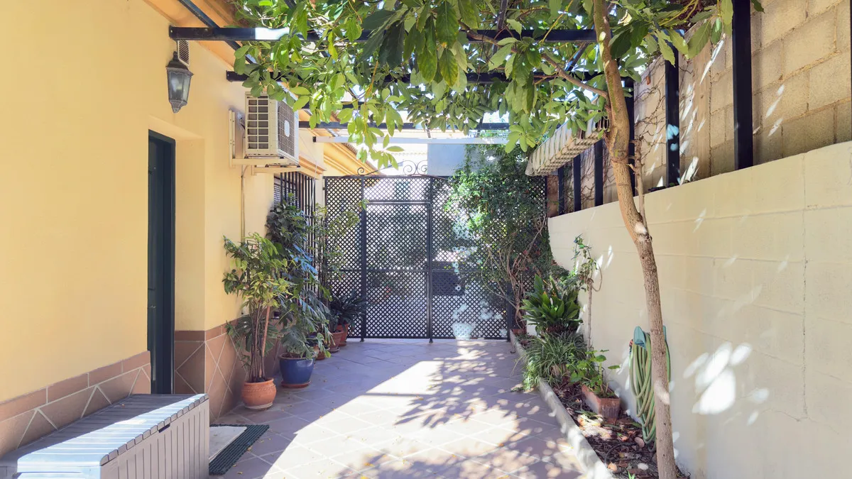 d73c844e-73e4-470d-91dc-af80e0fcad45