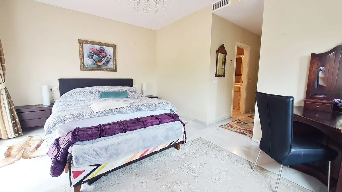 c1f5220b-7504-40b1-8383-3adfc17d3c43