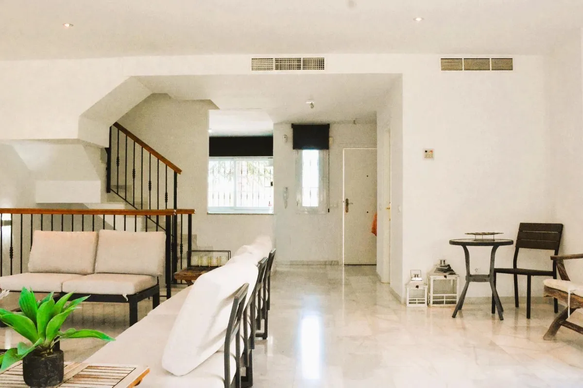 078e8165-7d16-45a2-b956-9cb5aa0bdb99