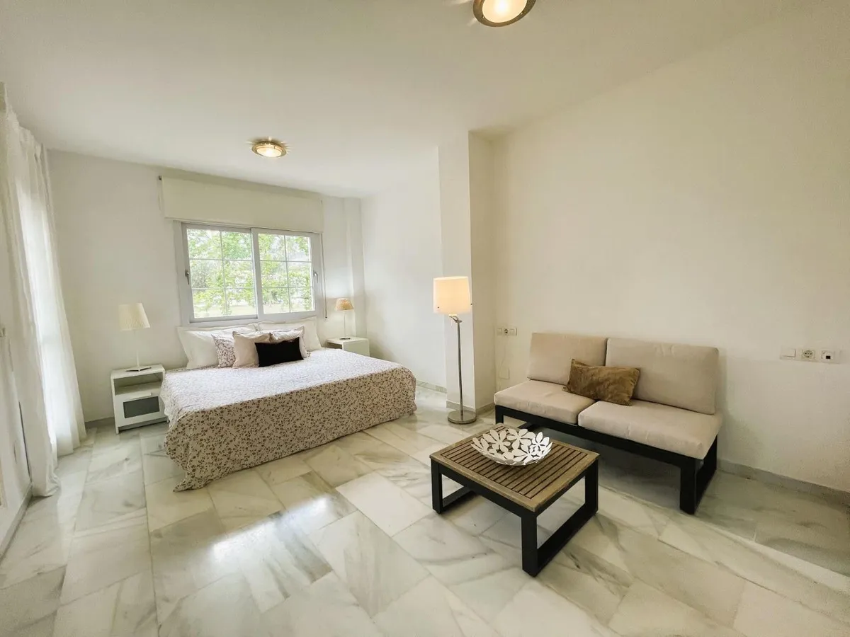 1eb3bb4a-051b-44b9-a223-7ff205132e83