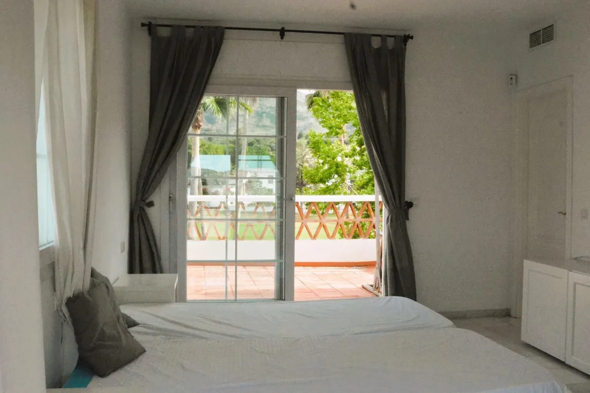 Luxury Semi-Detached Retreat in Alhaurín de la Torre