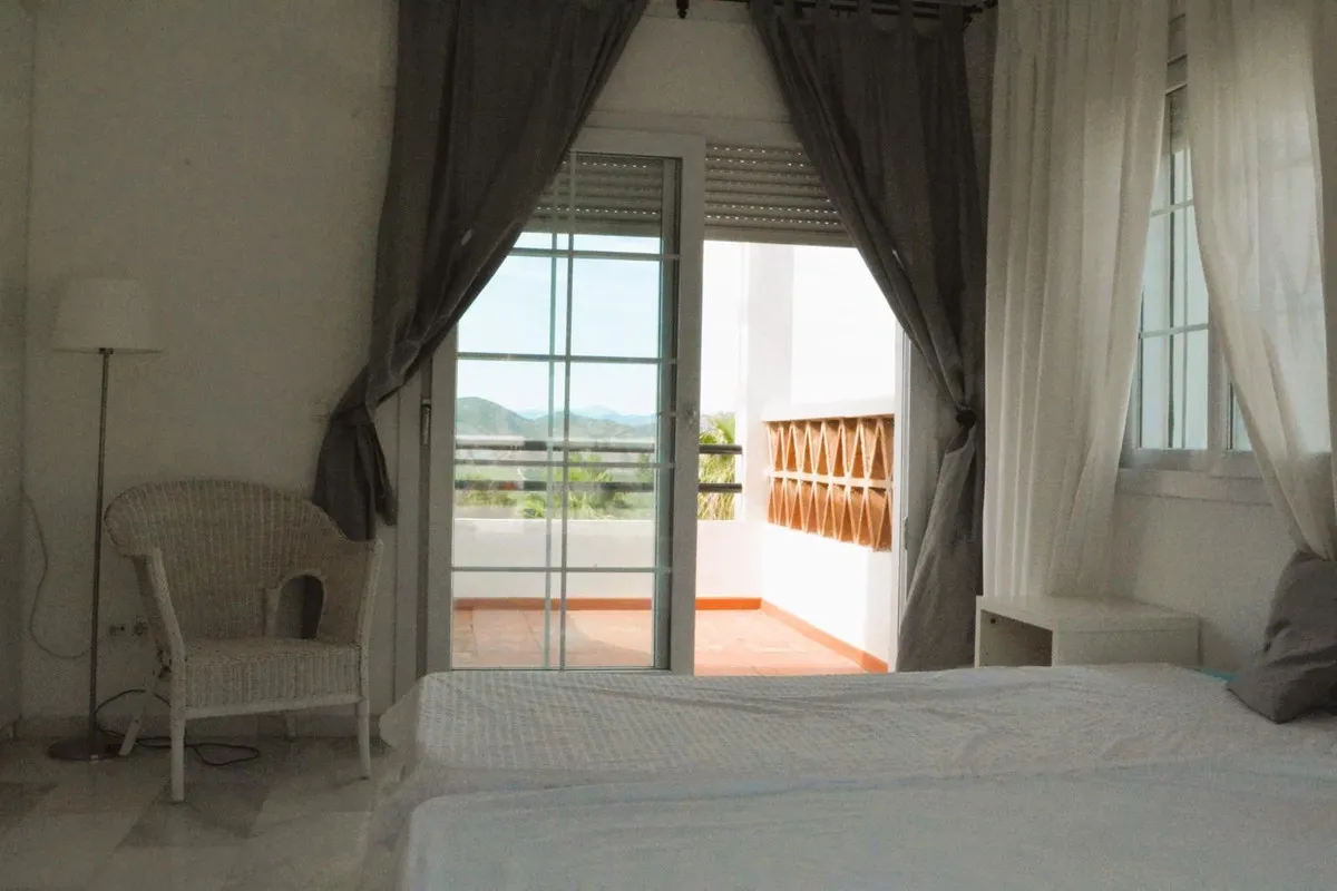 7828c29f-fdde-4aa3-932d-26badc3e8b43