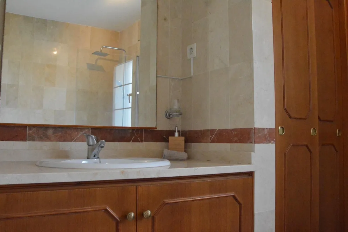 8fccb7e9-aeb6-4339-b95a-5c46be578e1f