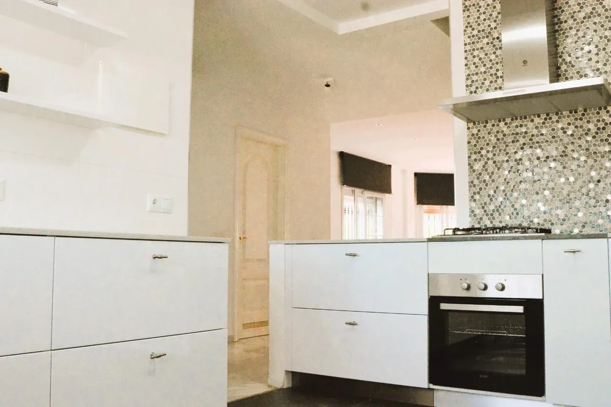 913bc7d3-e587-456a-b5e8-23ca6936b841