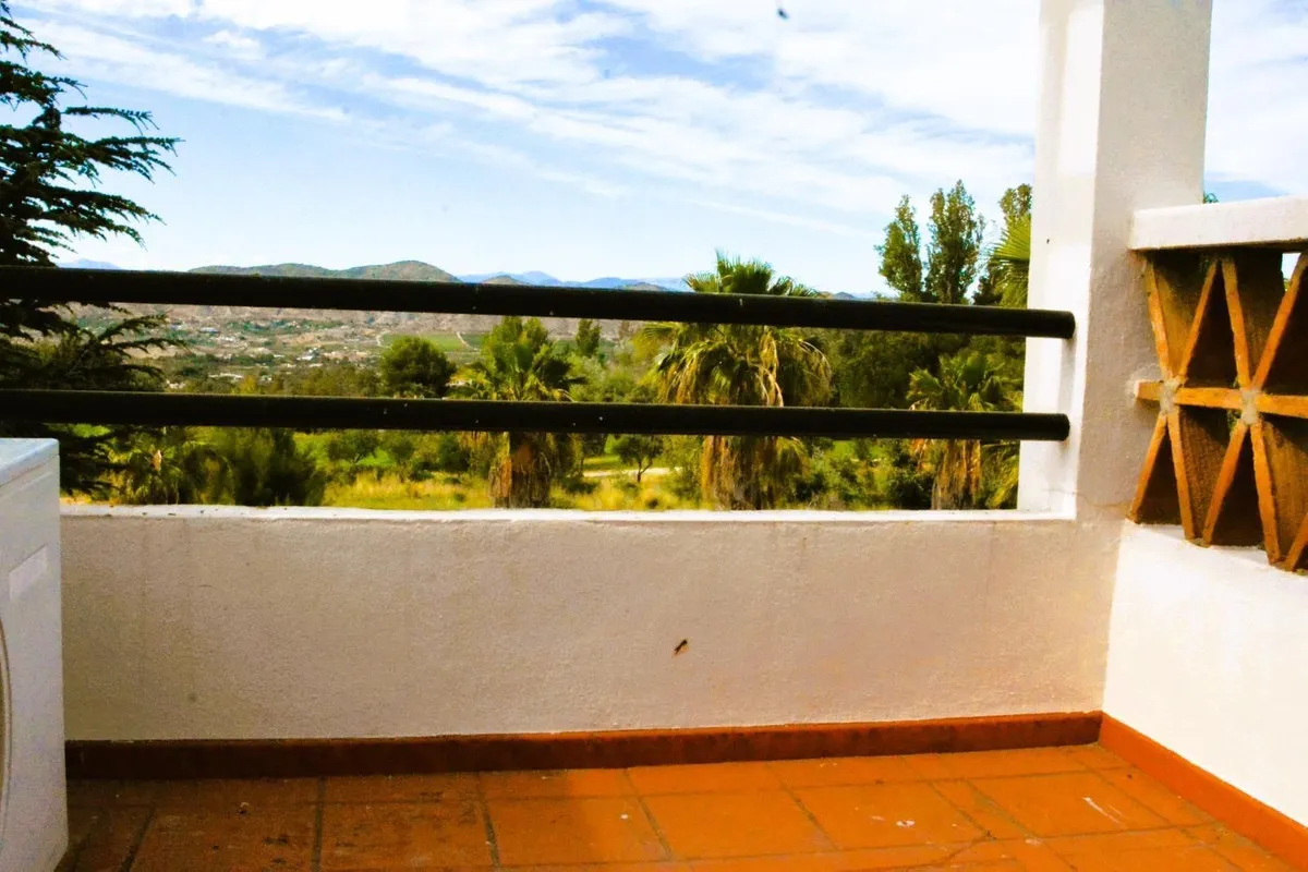 a9466eaf-0774-42b6-984e-fb5b61dcfa25