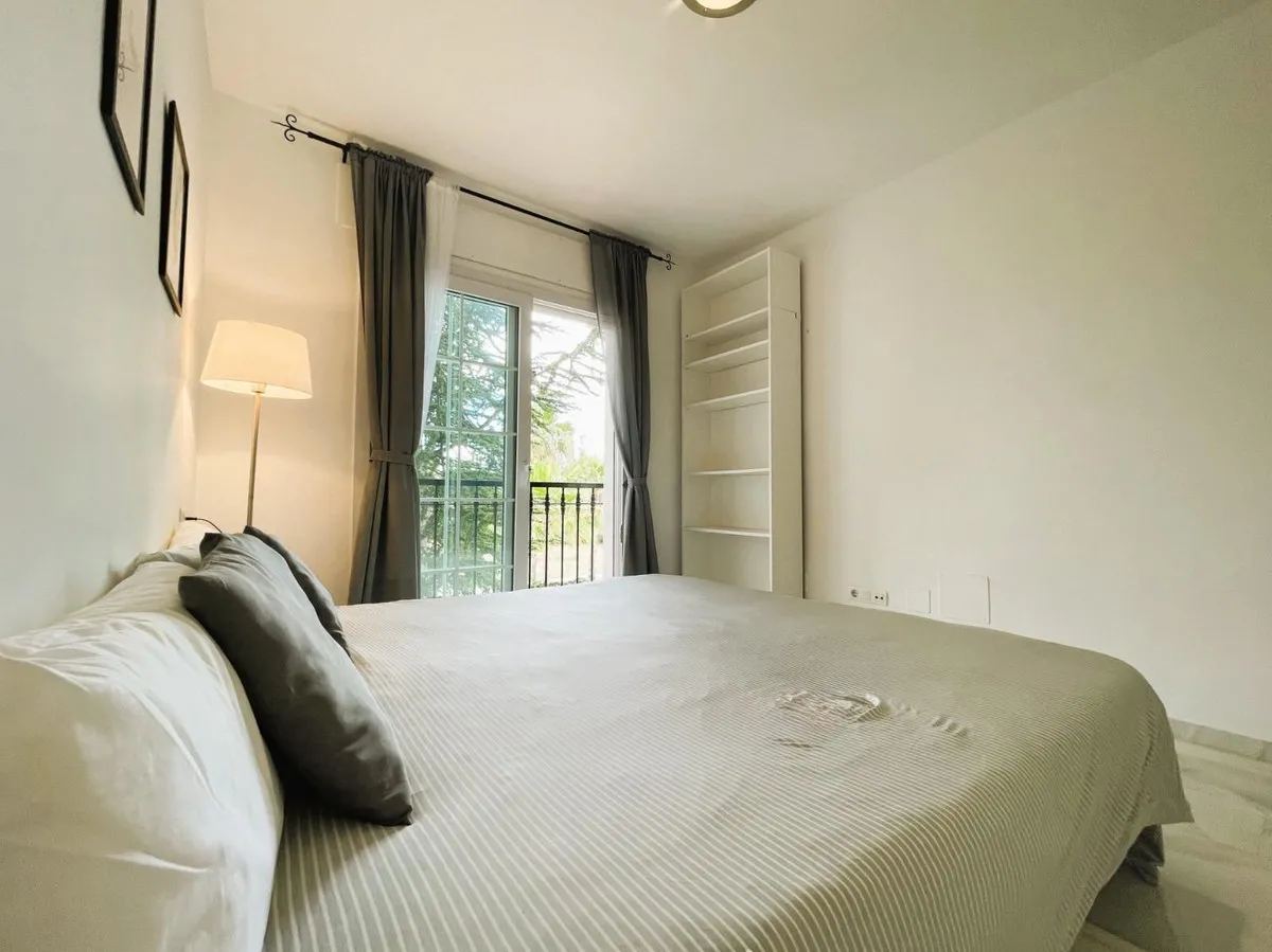 d4fa70fb-c59d-4c27-b92f-aa6bdef0f837