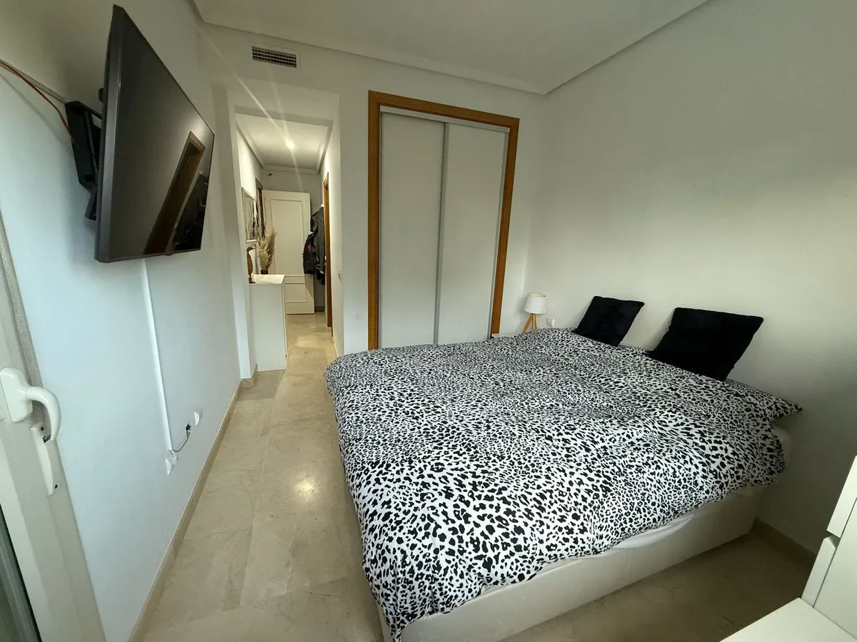 a0a65305-a8ce-456f-8e01-1114416eedbf