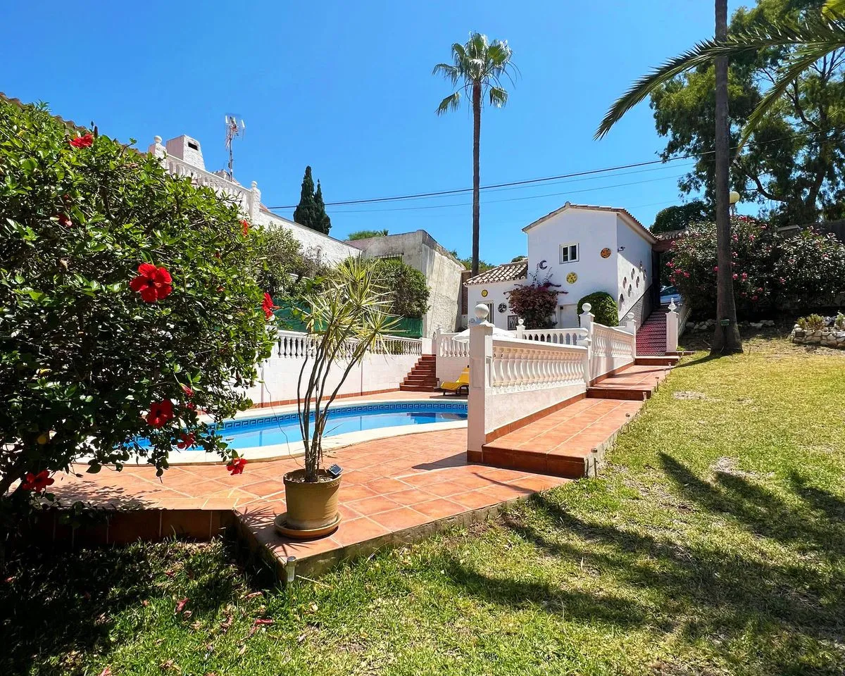 133d7bc9-c5f3-465b-8896-51454ac56edd