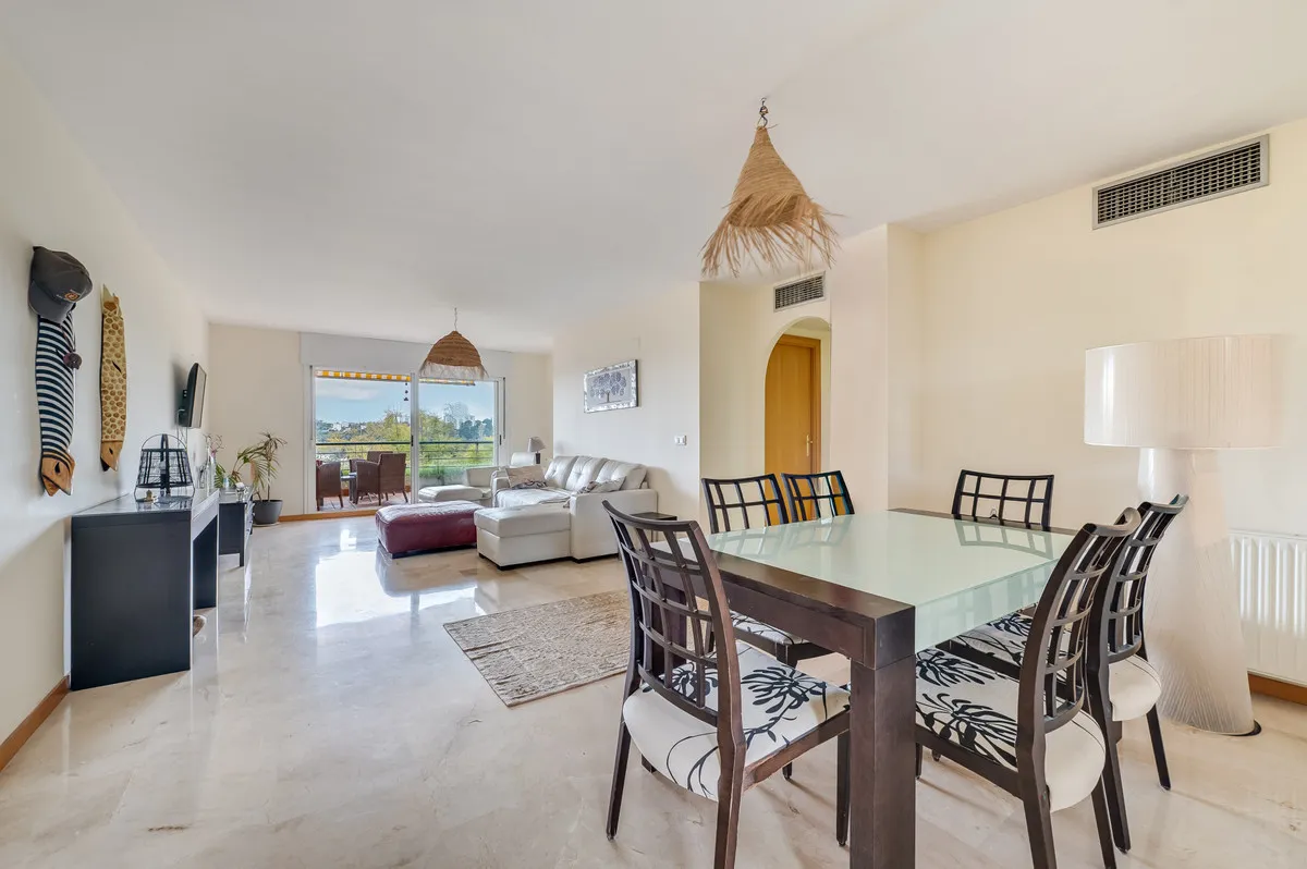 52a1d651-51ee-4c3e-9f7a-1ed4435f1bb8