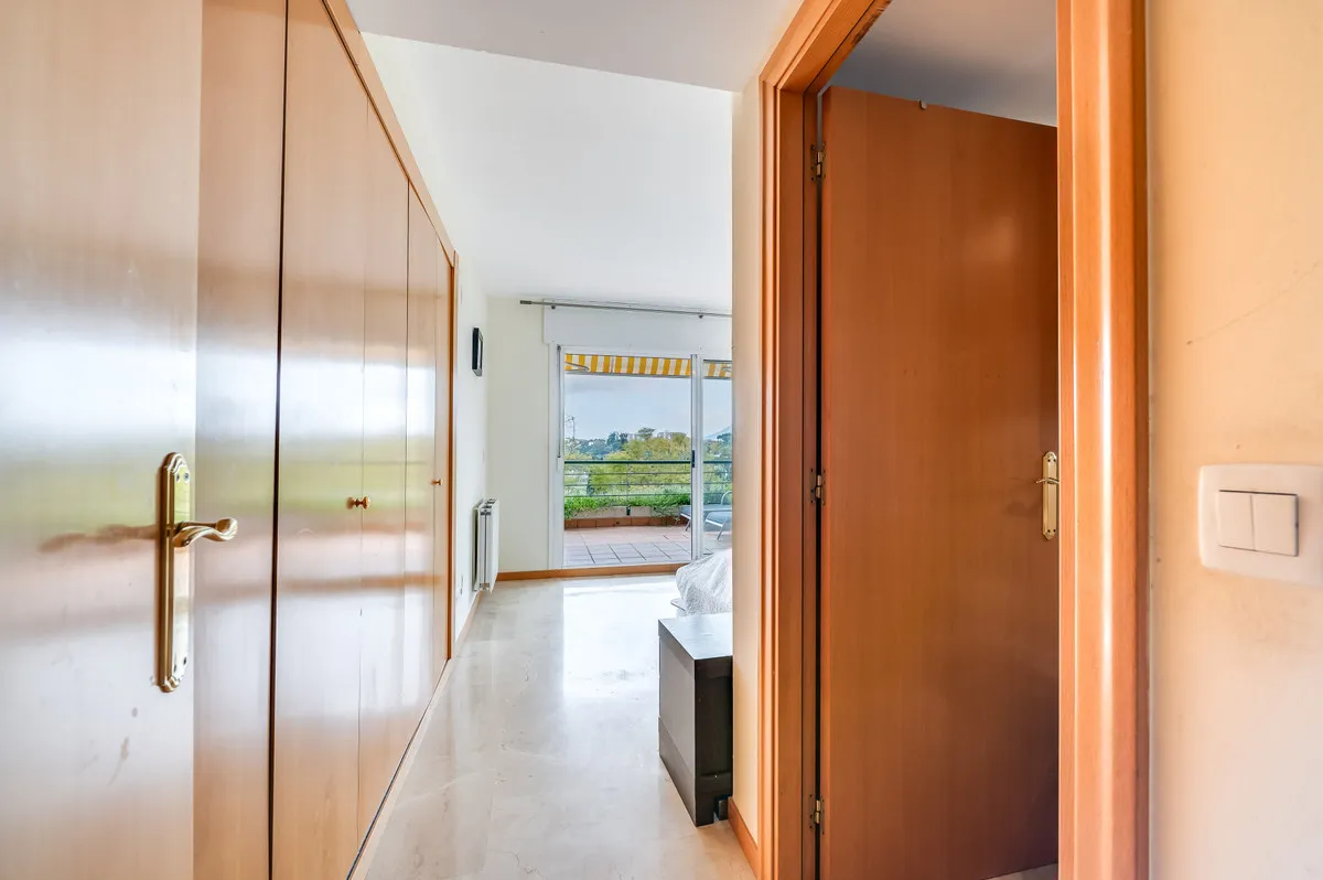 d9f15647-f679-43b3-9055-ec883b109d78