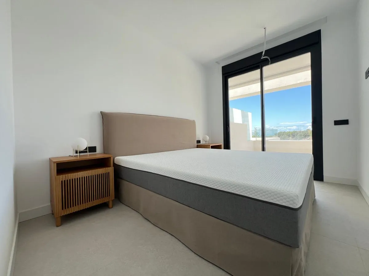 1330aa06-e4bd-4c71-a37a-94462240f93a