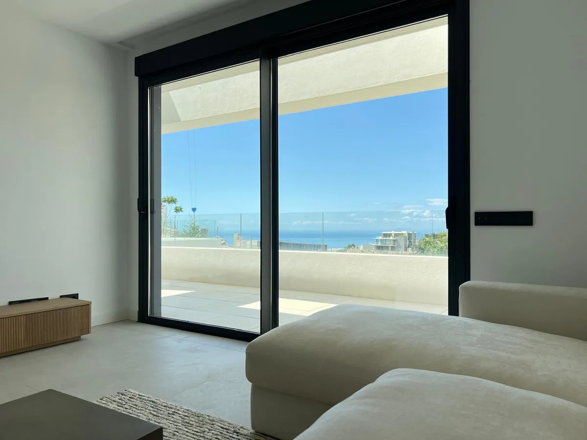 4a186d80-d611-4a5b-b077-e036460c75f2