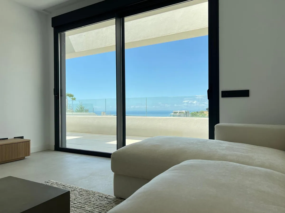 7bf12824-0bee-4e7e-ac53-724ebf5a2570