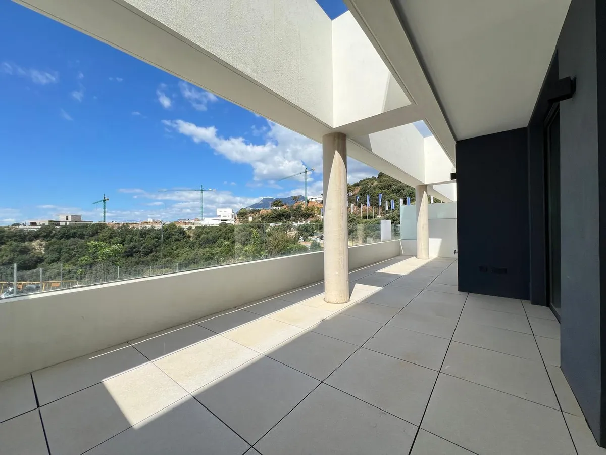 b998fd56-b33e-4cef-899e-d68150115e30