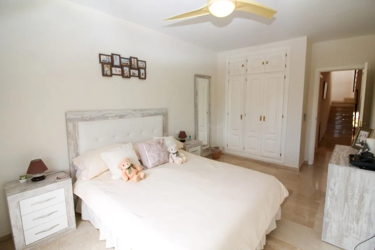 1751acfa-75bc-4fe0-9b65-2d5ade3c64ed