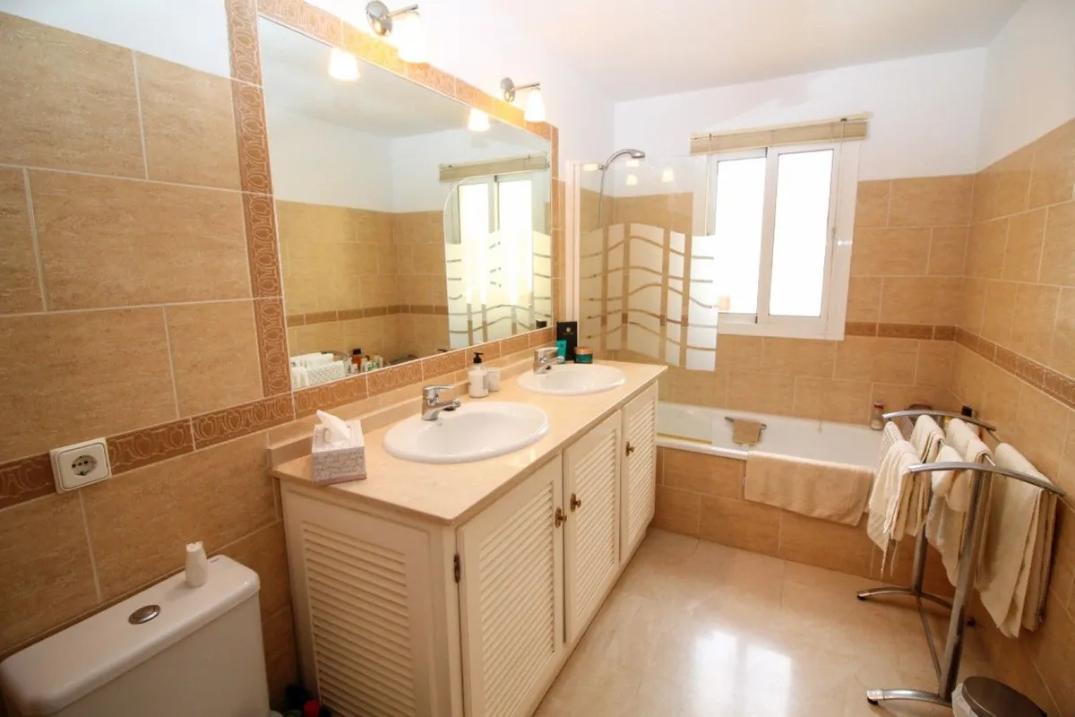 9b564c3d-8d90-4077-b88e-eb802e49904e