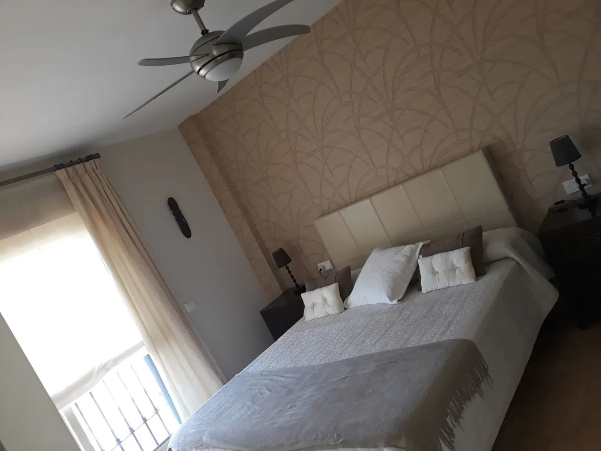 5f836eb2-b767-41e3-b147-f16fd6f76b71