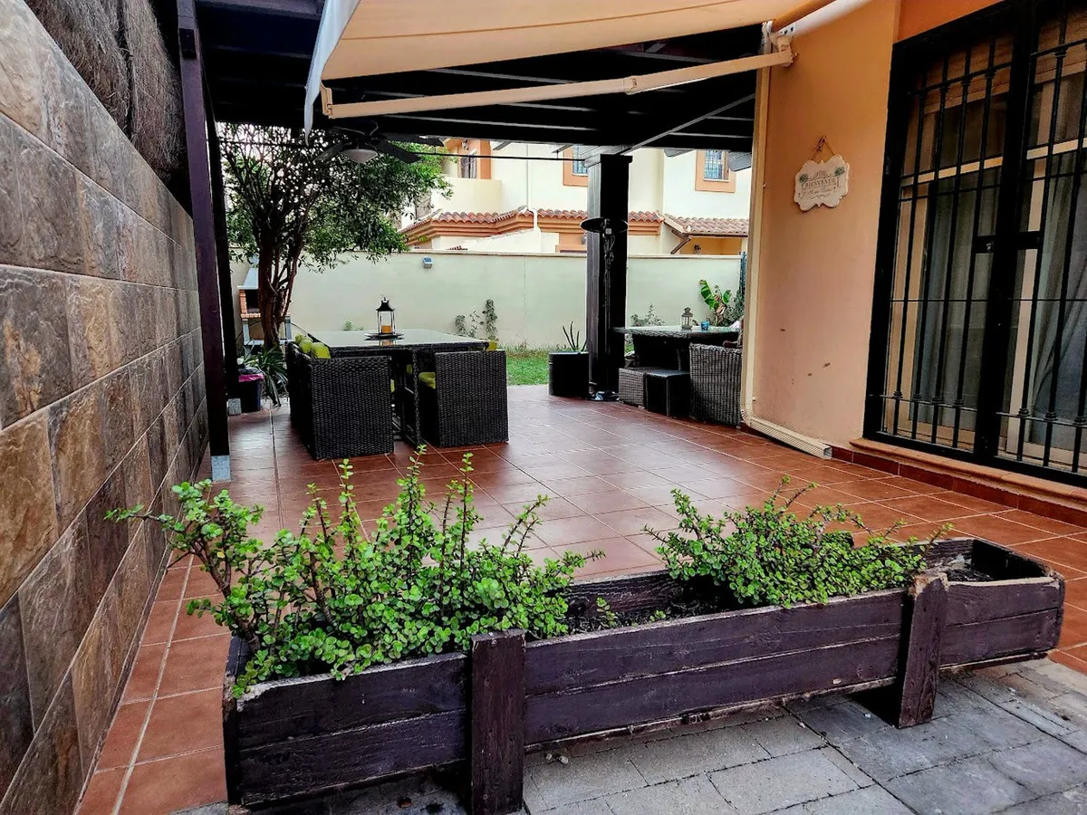 a0c5818b-4723-4f8d-9fba-ca49b630d730