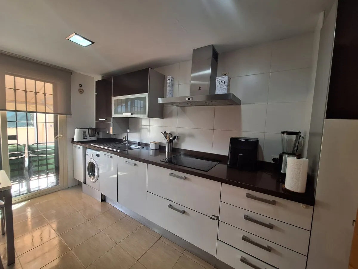 ac39e075-1596-497d-96a4-5a8c5dd7de8e