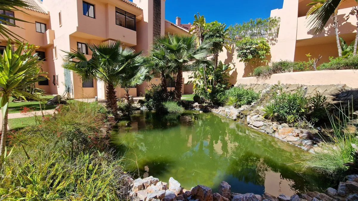 1f8f3d28-c13b-4553-85b1-0b94c3a8dc2e