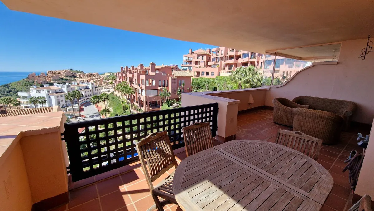 98c2dc5c-9df9-4b7a-b2f5-ba288c445033