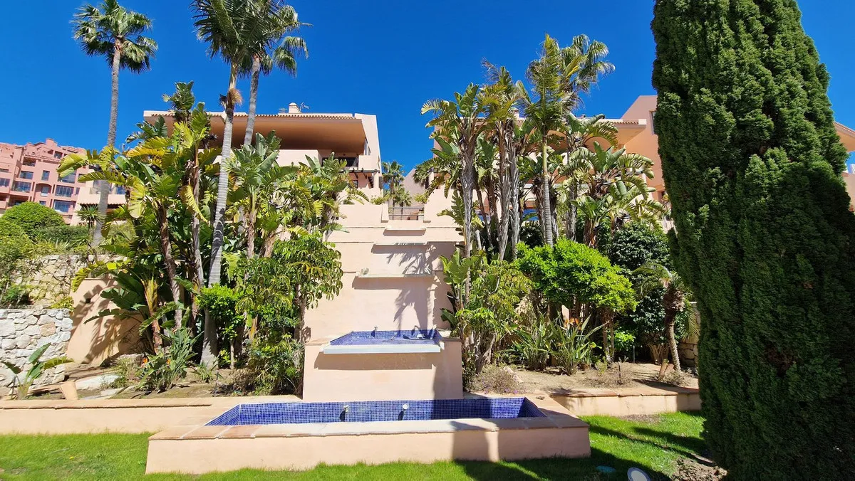 ca1bdb23-8905-4985-a7a7-bc8c16a57284