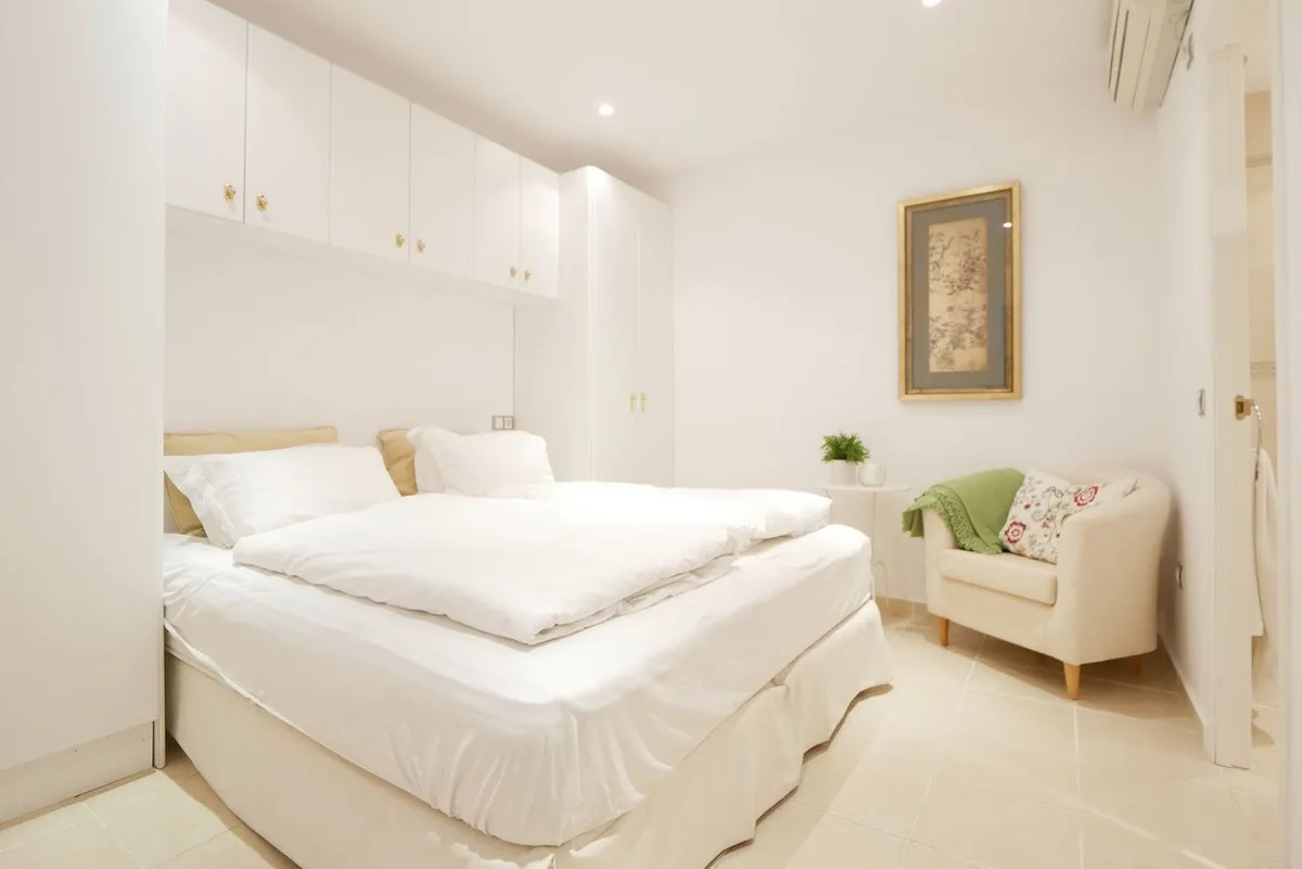 8953f1d2-abc1-4fb2-adc7-88f447b54a1d