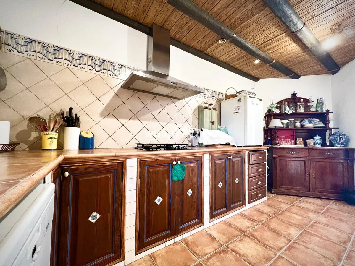 1e479687-6cdd-44ac-a3c0-131c129beb9f