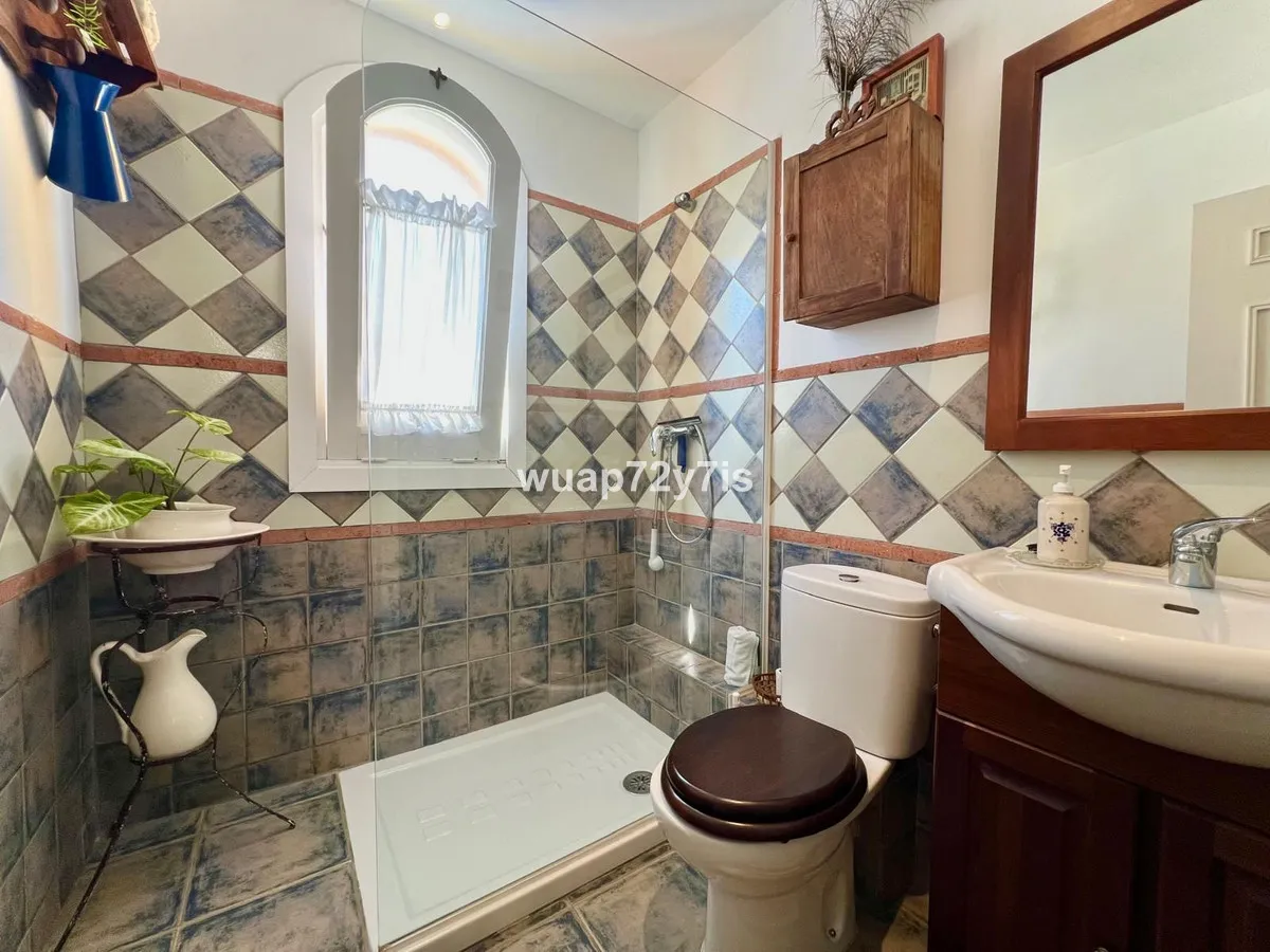 32974470-e5b0-4a62-8177-1ac004e62885