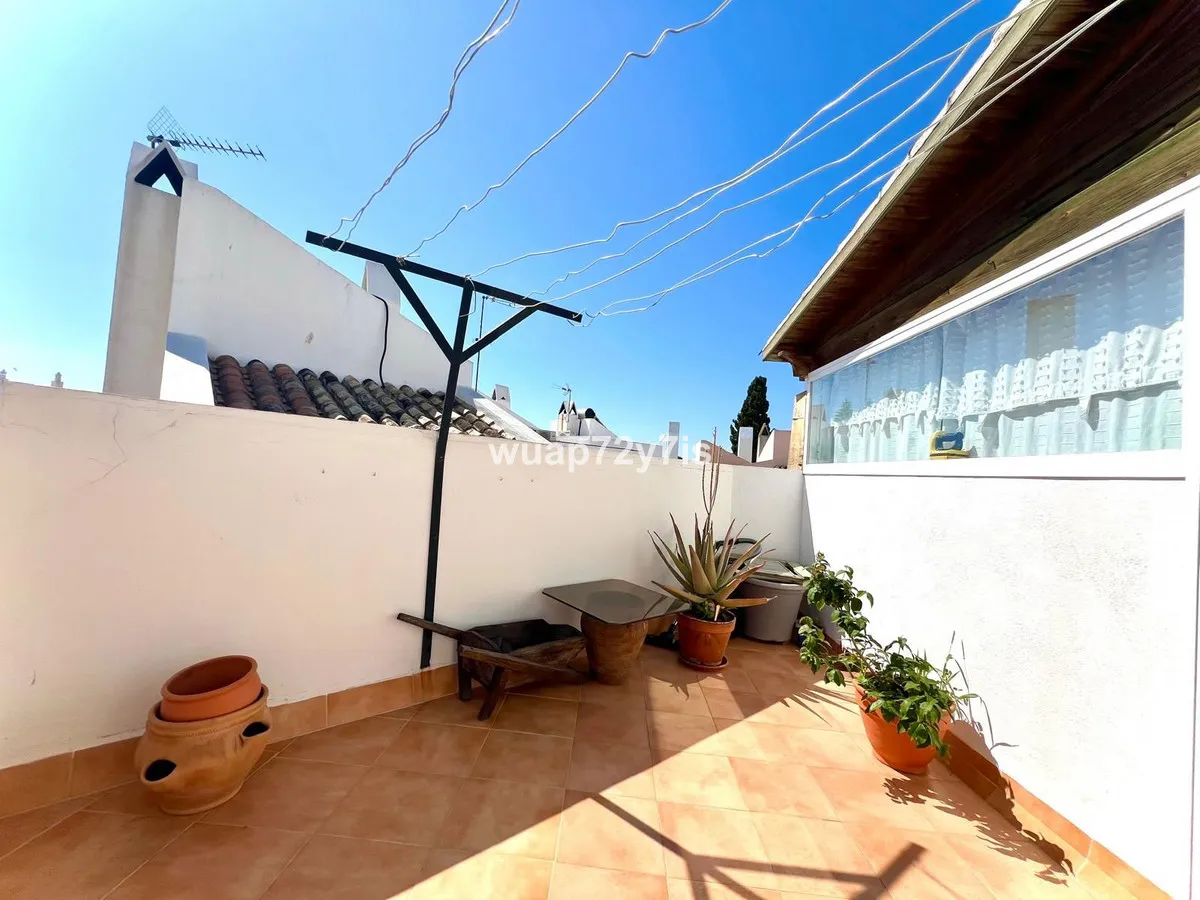 8dcfbbf3-99ee-4a37-9f41-46a321f48a25