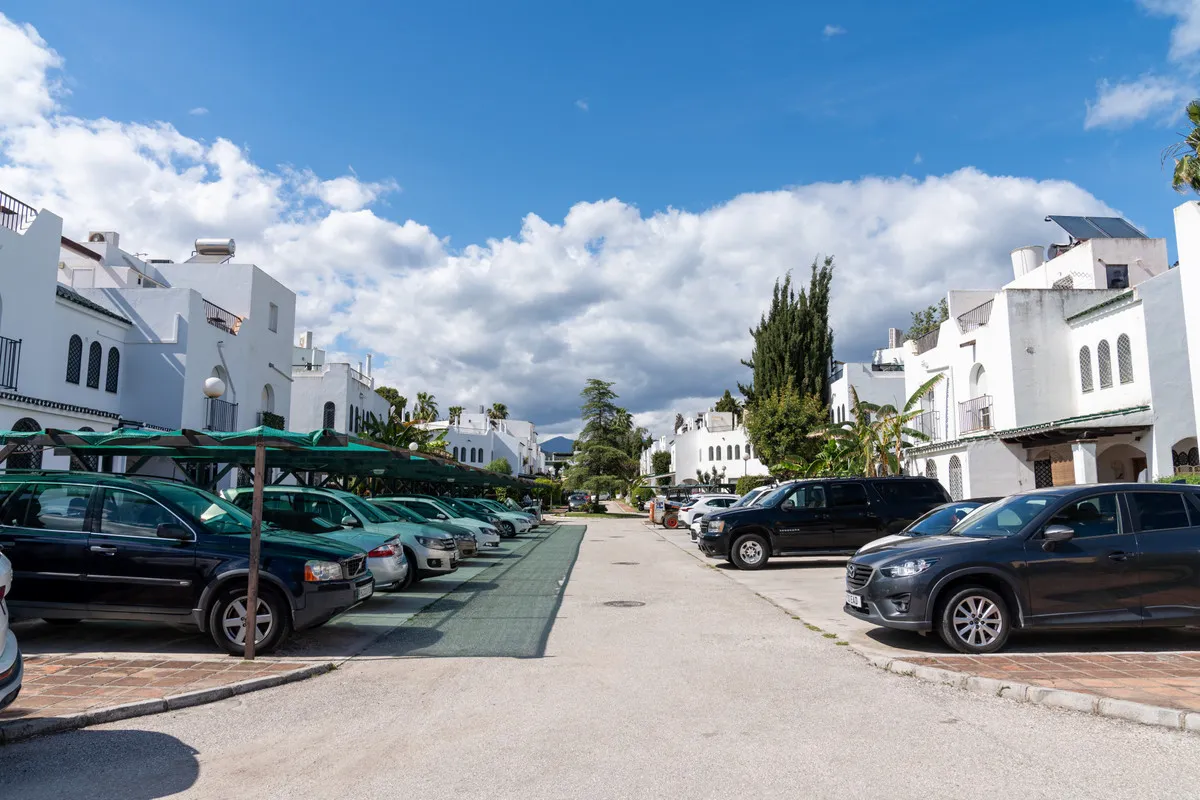 6adc988a-1491-41e2-b0ca-d7a54b910d65