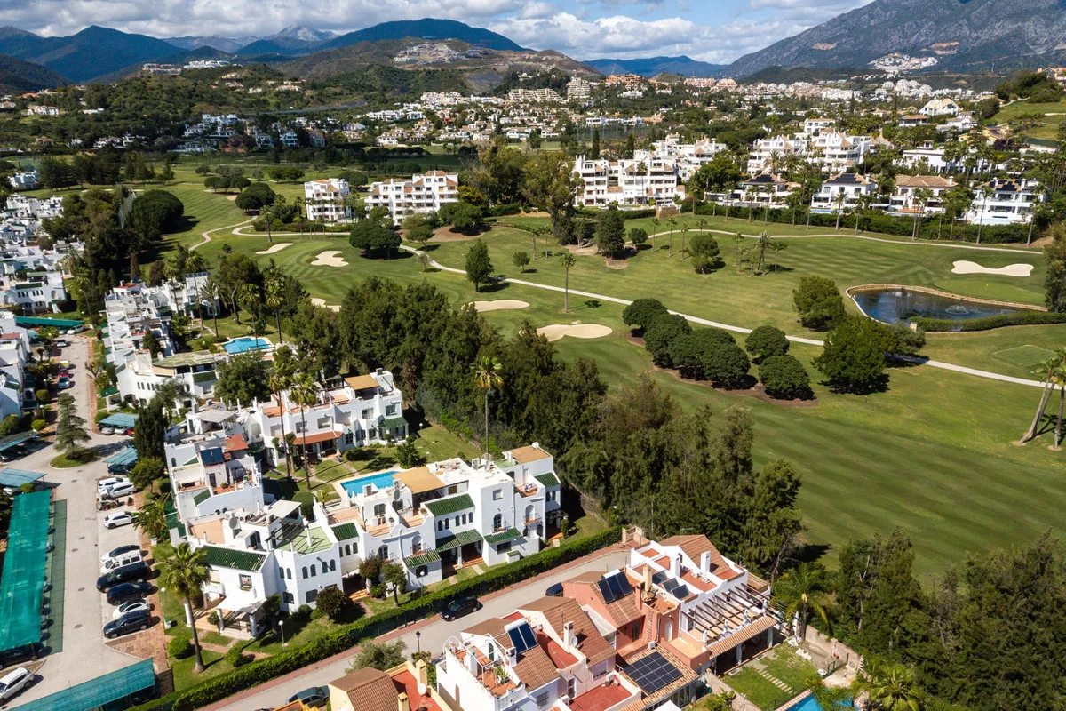 a79e5fa5-57f3-47f8-8c4a-175f6c076359