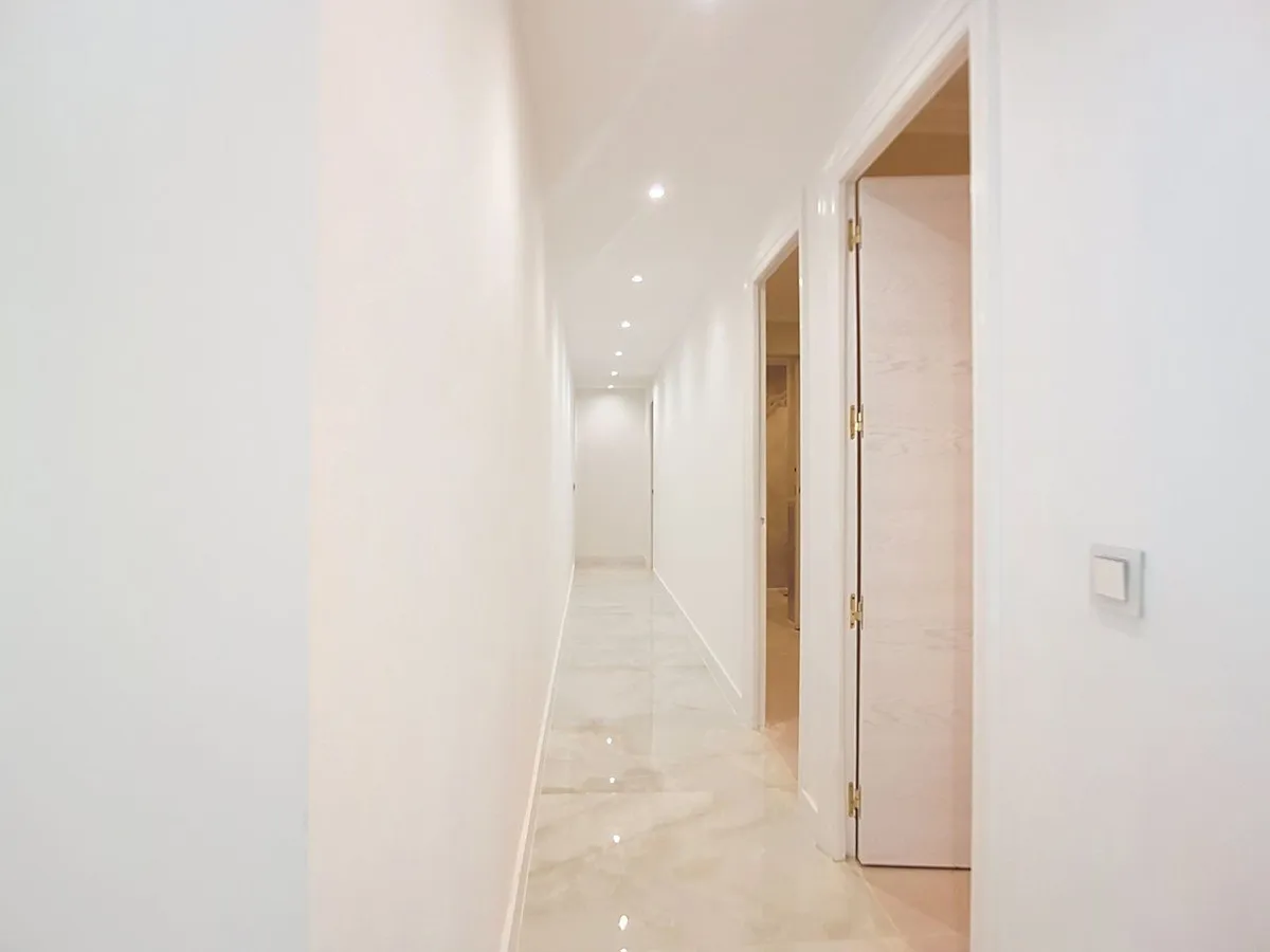 adb8ee0f-512e-46dd-9e06-54a78eec5928