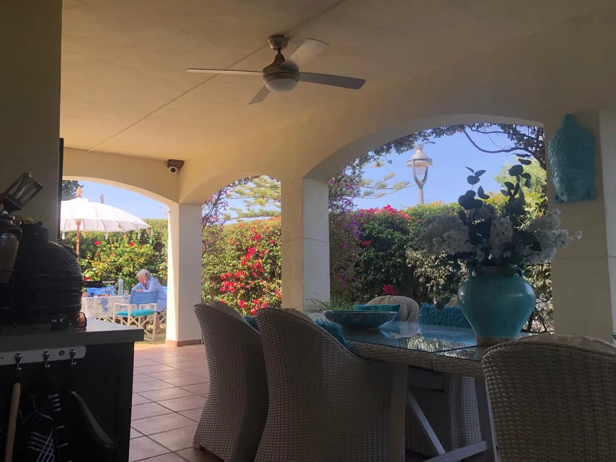 f27a2a83-a707-49ec-8520-8cea2ab48e3e