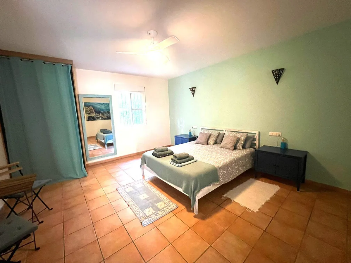 8d4d9c14-7d65-4ef1-8072-f0cb6ecc4451