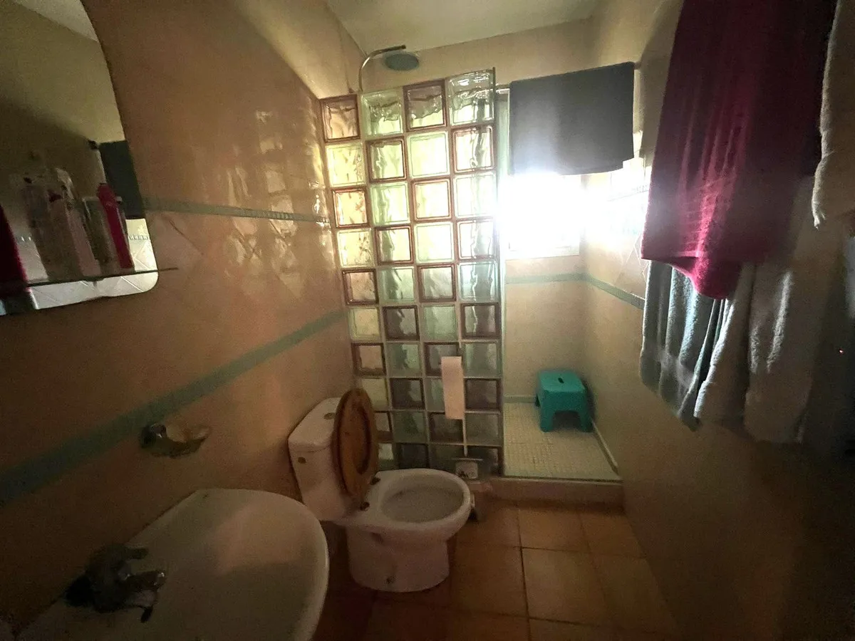 8e0663c8-4d4e-410b-9ae5-7ac31295f463