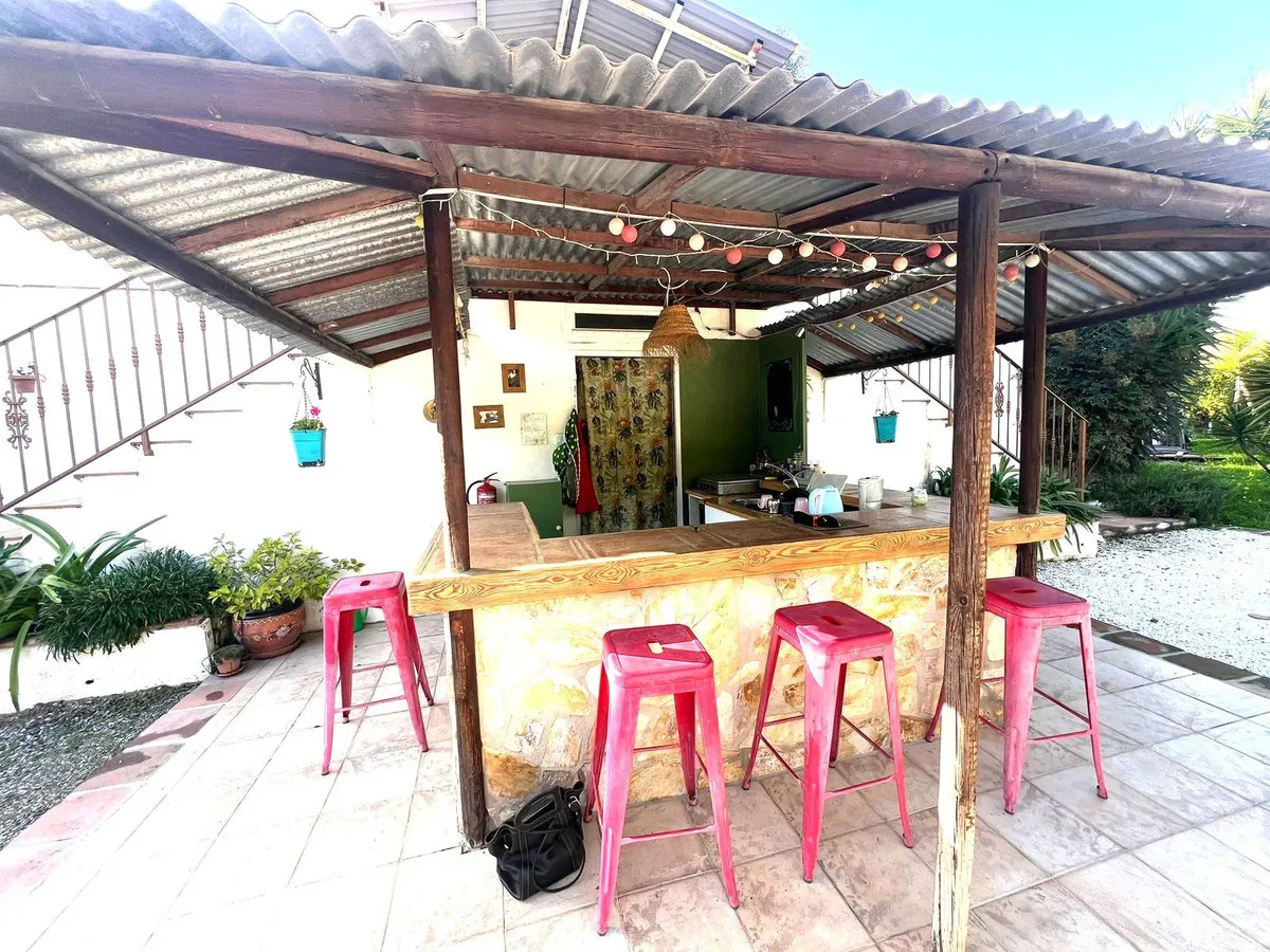 b9cc1a3f-a8a7-40f0-9304-5a53e33fb1cb