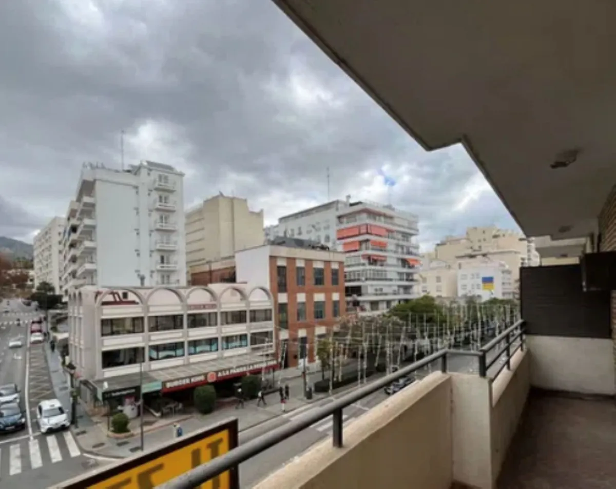 16fd8daf-016c-40f6-b279-68a7a0fdd060